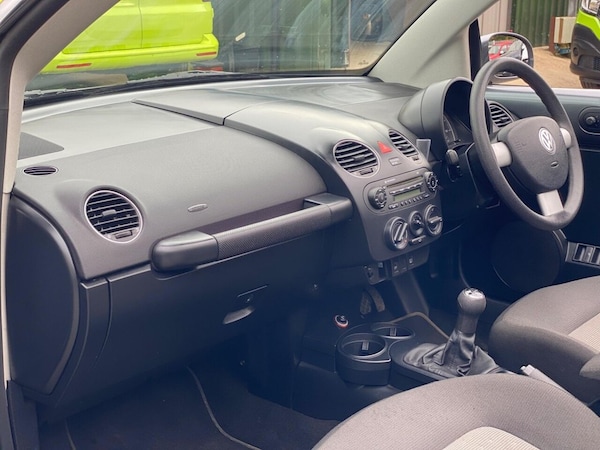 Used Volkswagen Beetle 2011 for sale - 76216788: Photo 46