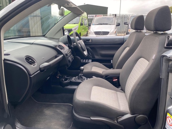 Used Volkswagen Beetle 2011 for sale - 76216788: Photo 48
