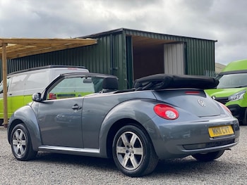 Used Volkswagen Beetle 2011 for sale - 76216788: Photo