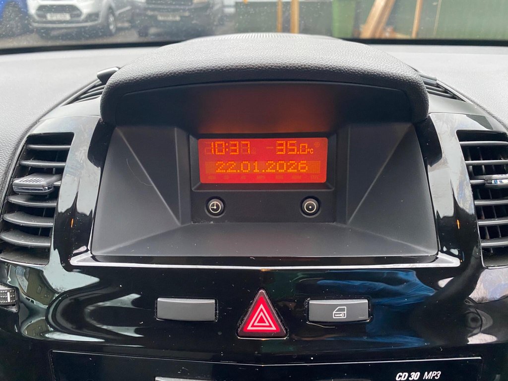 Used Vauxhall Zafira 2014 for sale - 77288251: Photo 28