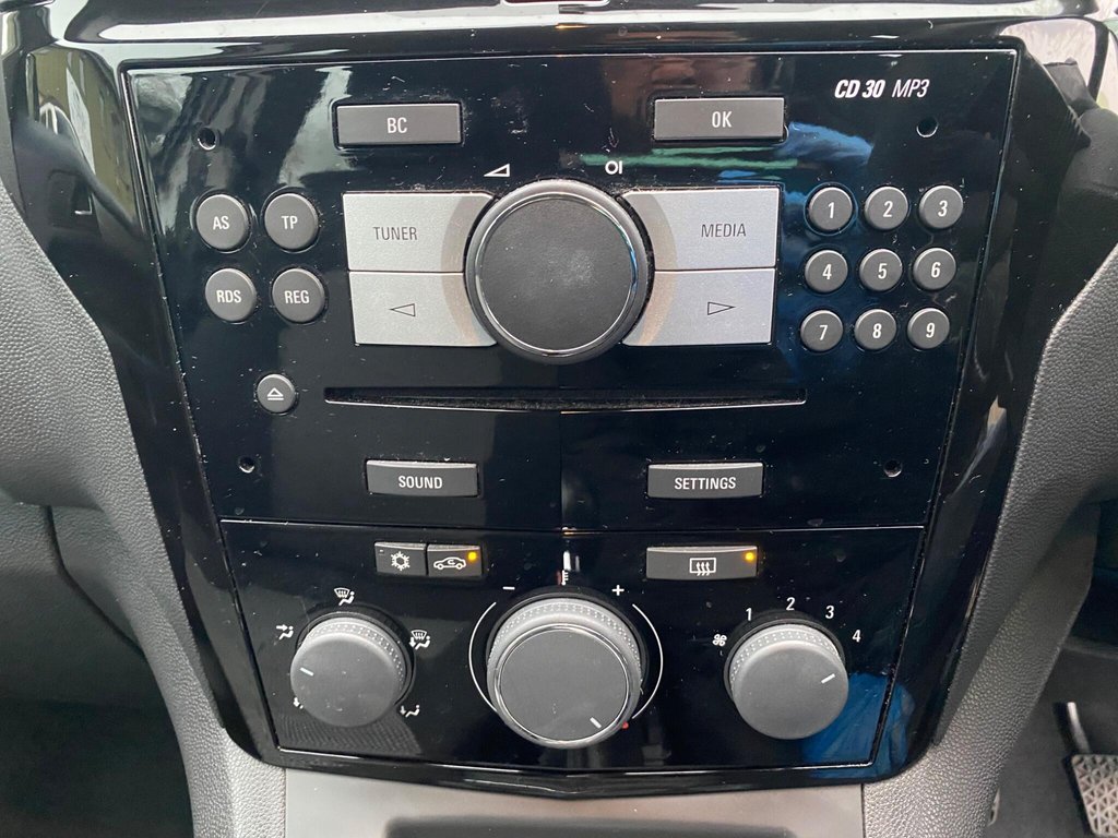 Used Vauxhall Zafira 2014 for sale - 77288251: Photo 29