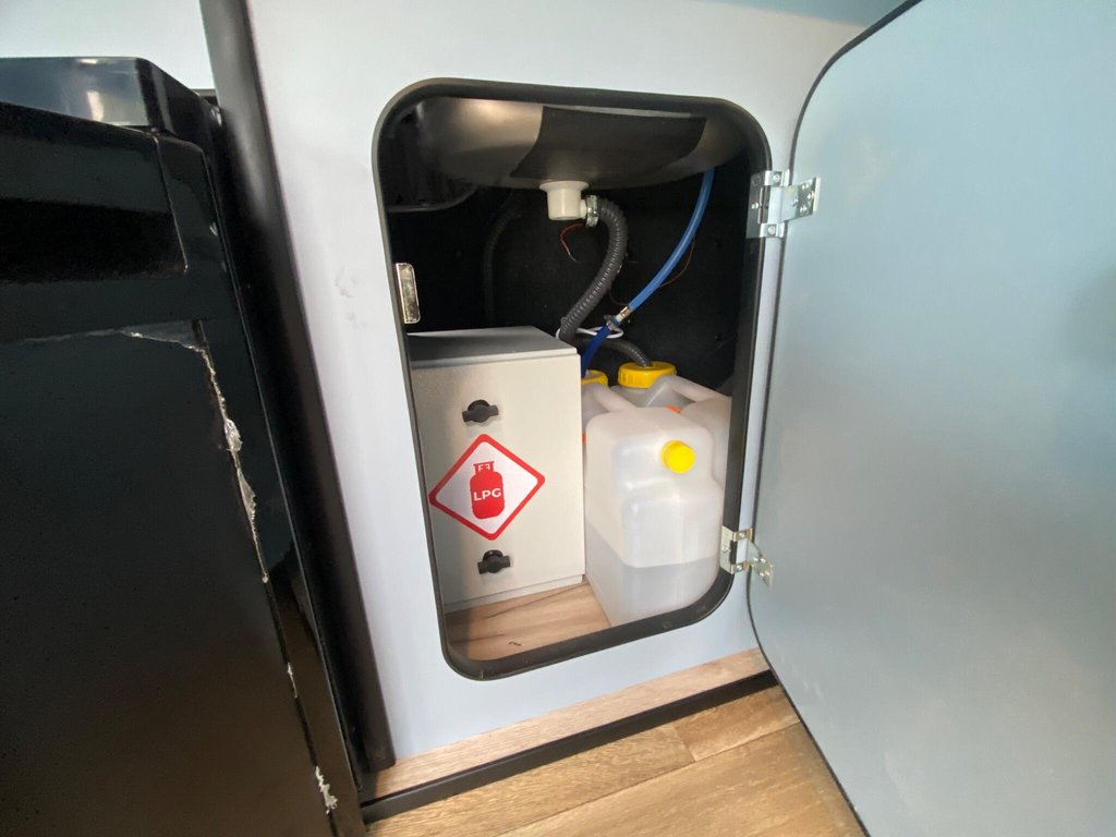 Used Volkswagen Caddy 2015 for sale - 78140737: Photo 9