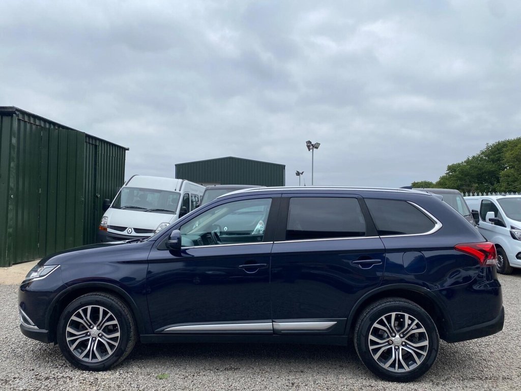 Used Mitsubishi Outlander 2017 for sale - 76147366: Photo 21