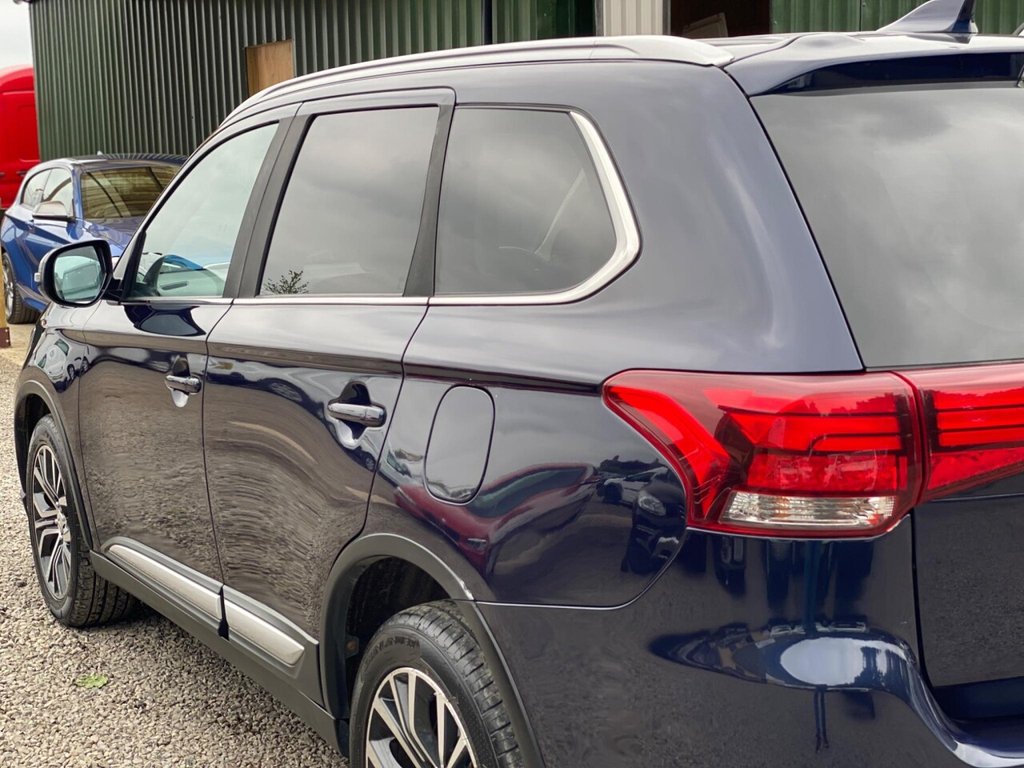 Used Mitsubishi Outlander 2017 for sale - 76147366: Photo 29