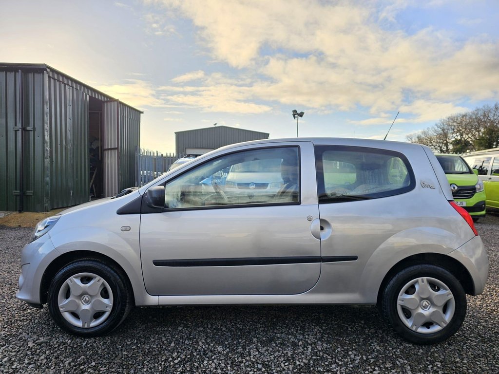 Used Renault Twingo 2011 for sale - 77236402: Photo 14