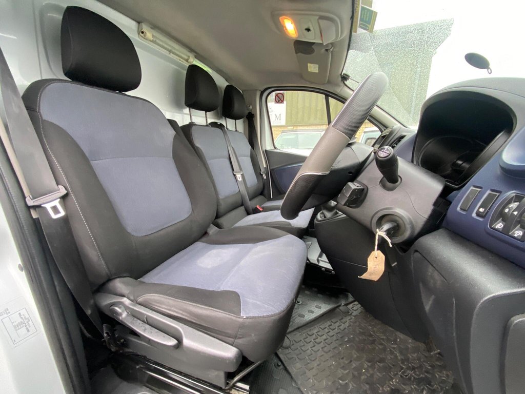 Used Vauxhall Vivaro 2015 for sale - 78002296: Photo 24