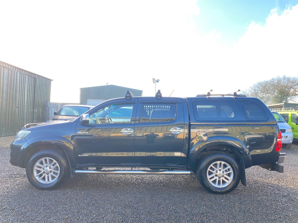 Used Toyota Hilux 2012 for sale - 77014341: Photo 19