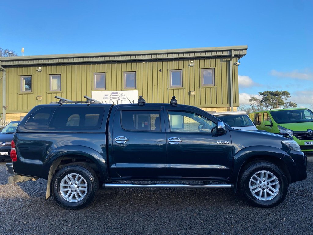 Used Toyota Hilux 2012 for sale - 77014341: Photo 21