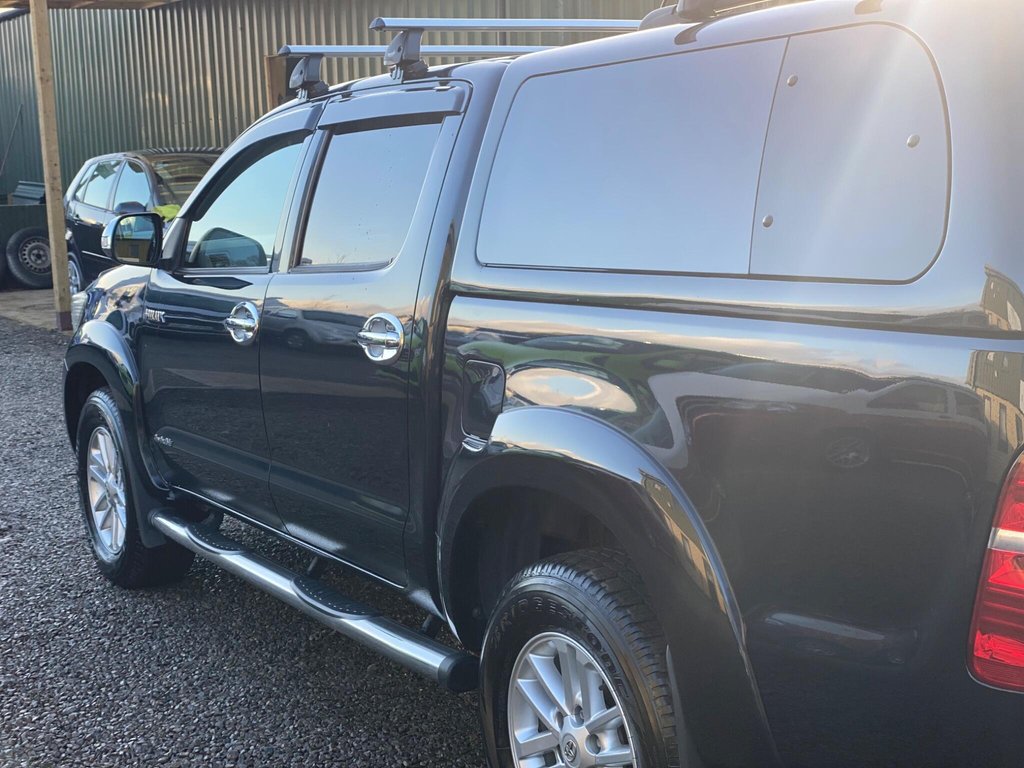 Used Toyota Hilux 2012 for sale - 77014341: Photo 28