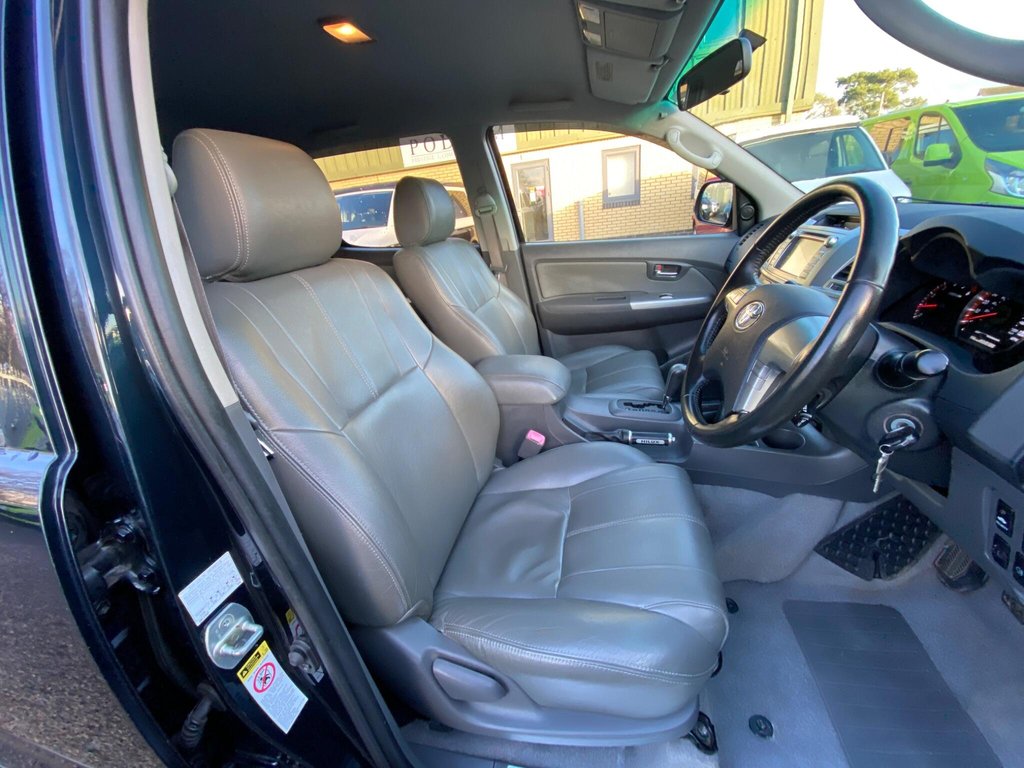 Used Toyota Hilux 2012 for sale - 77014341: Photo 31