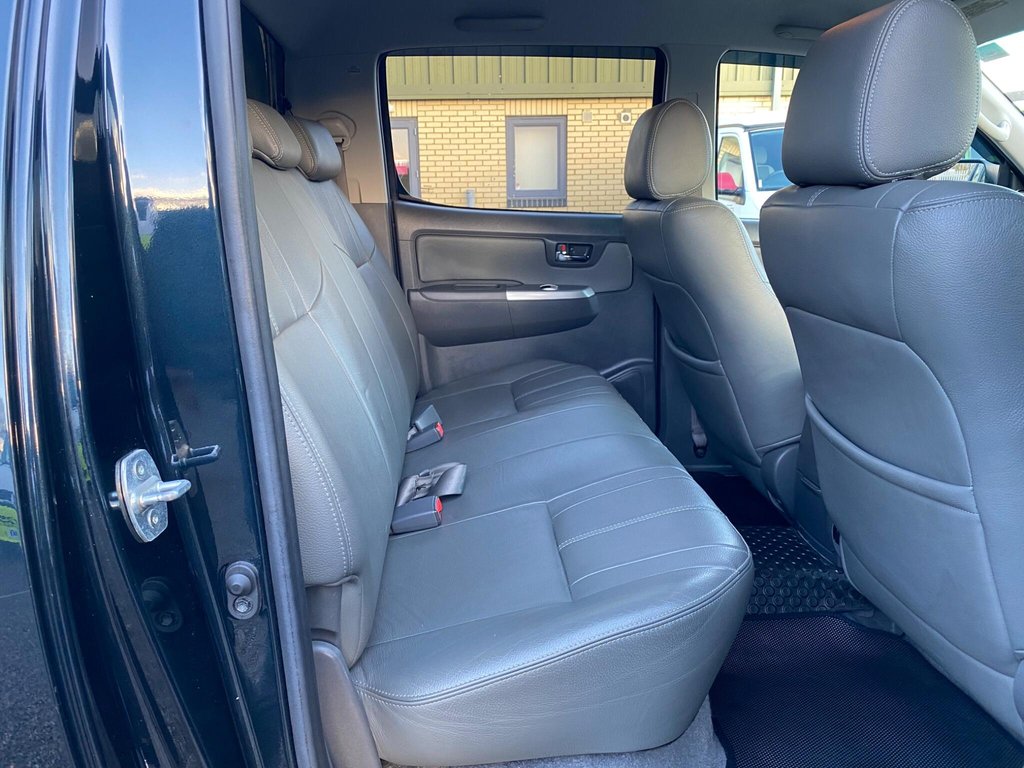 Used Toyota Hilux 2012 for sale - 77014341: Photo 43