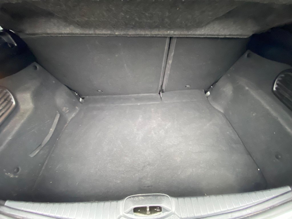 Used Peugeot 208 2013 for sale - 77609244: Photo 14