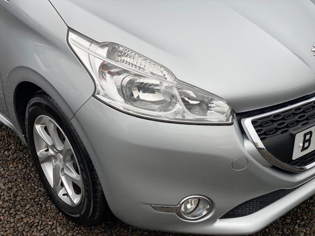 Used Peugeot 208 2013 for sale - 77609244: Photo 23