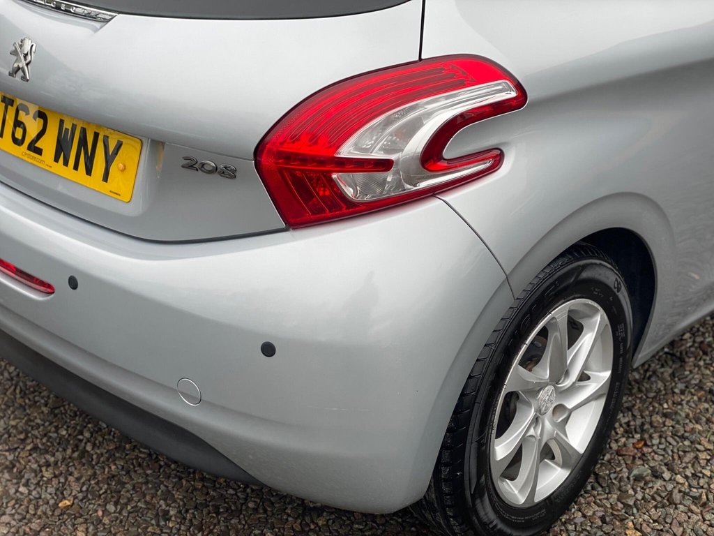 Used Peugeot 208 2013 for sale - 77609244: Photo 29