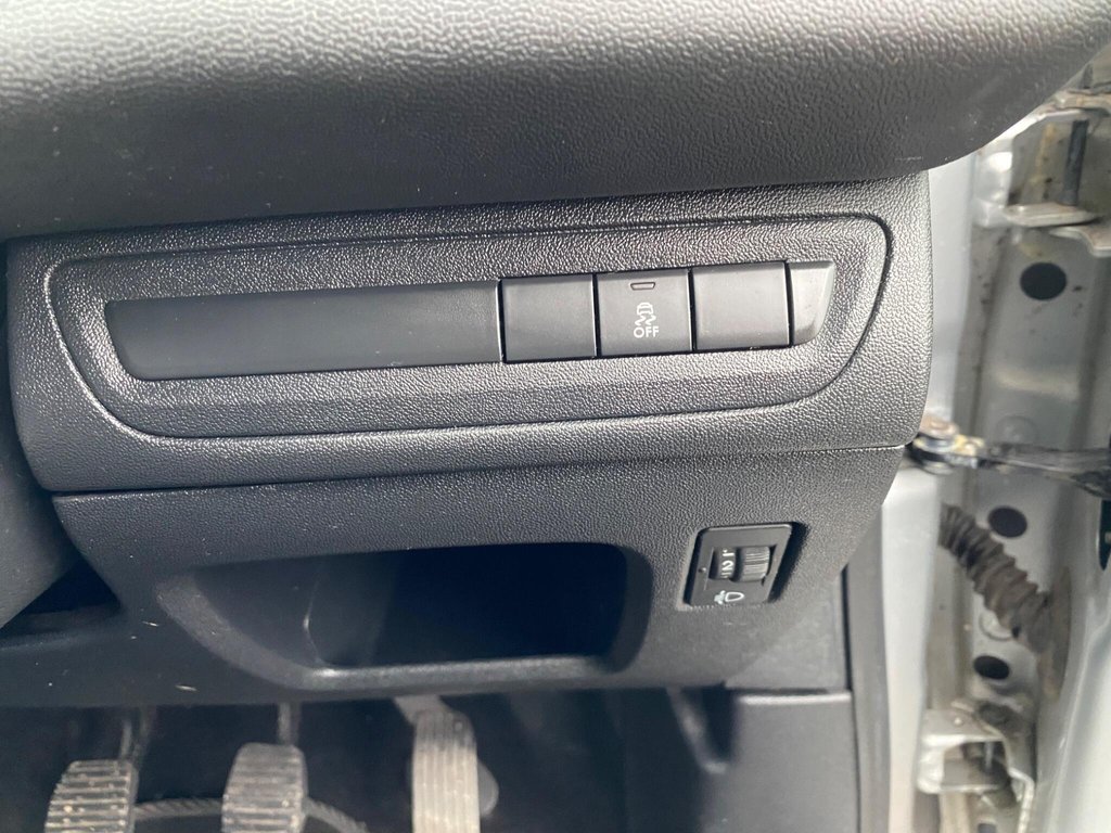 Used Peugeot 208 2013 for sale - 77609244: Photo 39