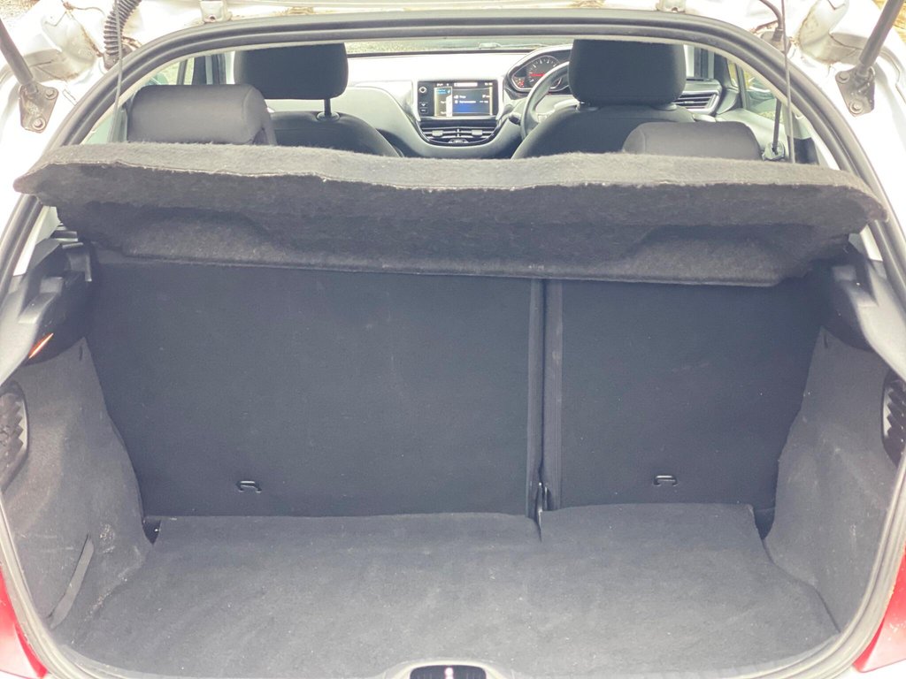 Used Peugeot 208 2013 for sale - 77609244: Photo 44