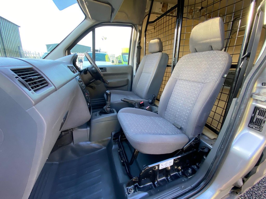 Used Ford Transit Connect 2006 for sale - 76784065: Photo 18
