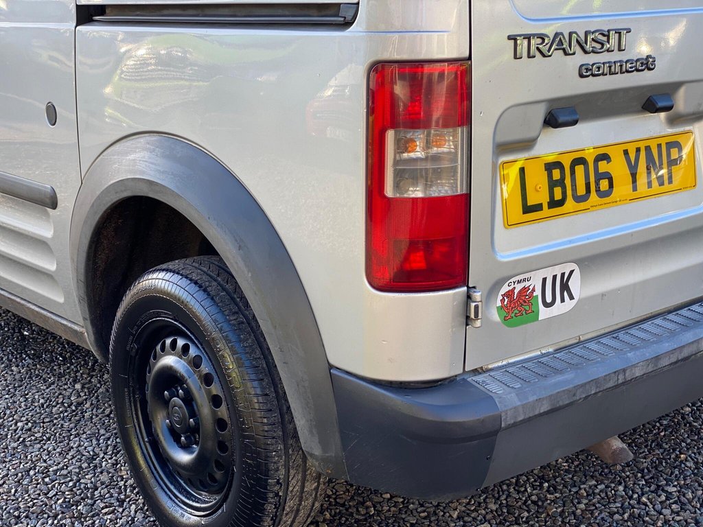 Used Ford Transit Connect 2006 for sale - 76784065: Photo 28