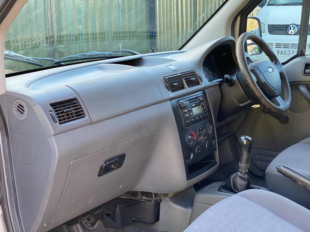 Used Ford Transit Connect 2006 for sale - 76784065: Photo 48