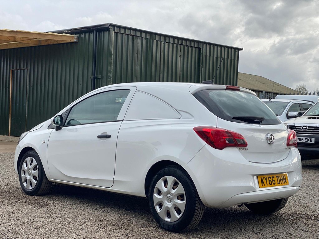 Used Vauxhall Corsa 2017 for sale - 78186633: Photo 4