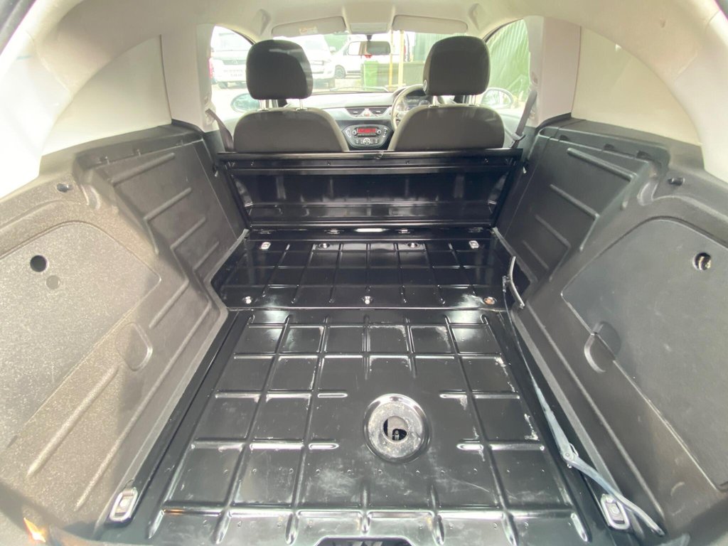 Used Vauxhall Corsa 2017 for sale - 78186633: Photo 44