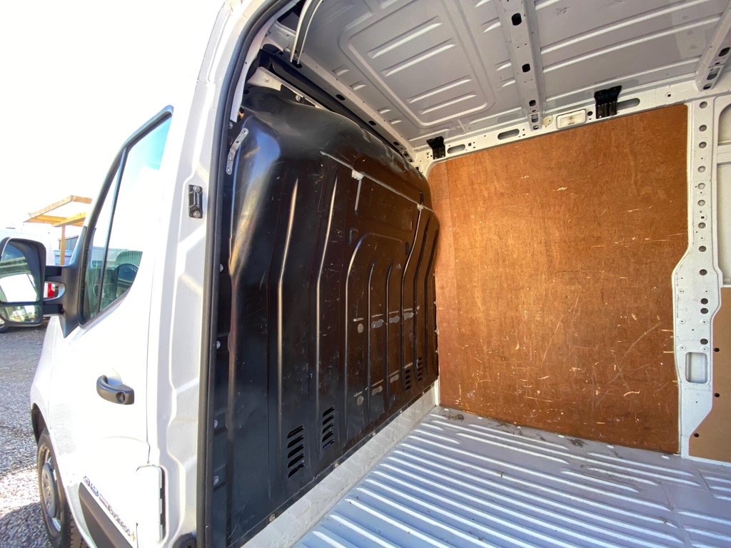 Used Renault Master 2015 for sale - 76973119: Photo 13