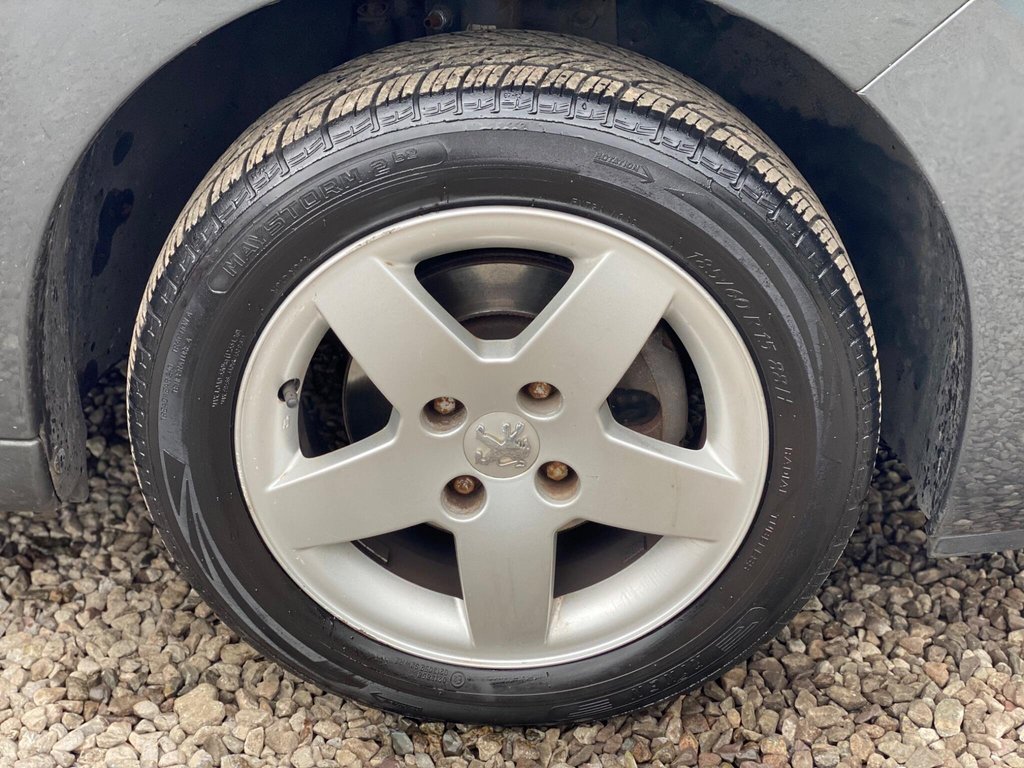 Used Peugeot 207 2010 for sale - 77685303: Photo 16