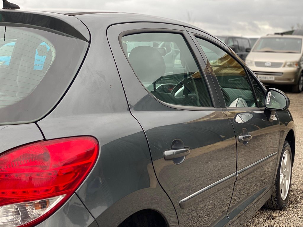 Used Peugeot 207 2010 for sale - 77685303: Photo 29