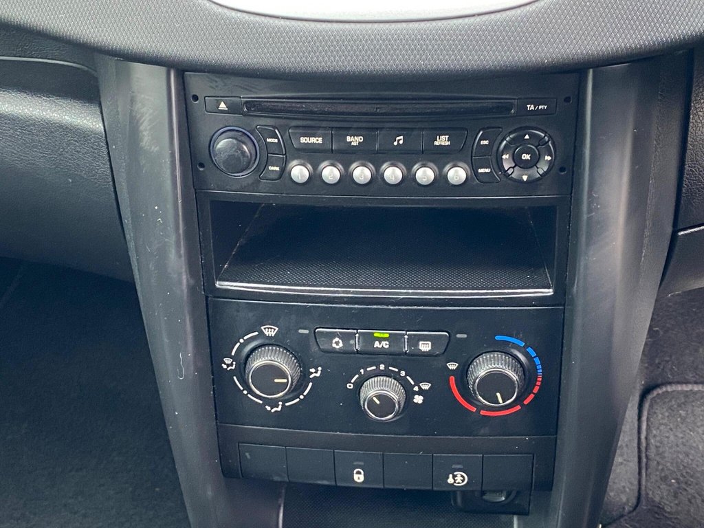 Used Peugeot 207 2010 for sale - 77685303: Photo 34