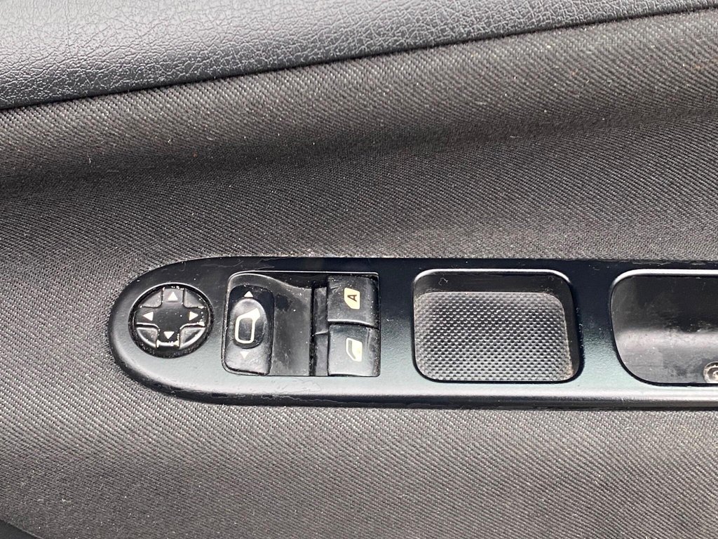 Used Peugeot 207 2010 for sale - 77685303: Photo 39