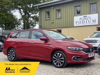 2017 (17) - 1.6 Multijet Lounge 5dr
