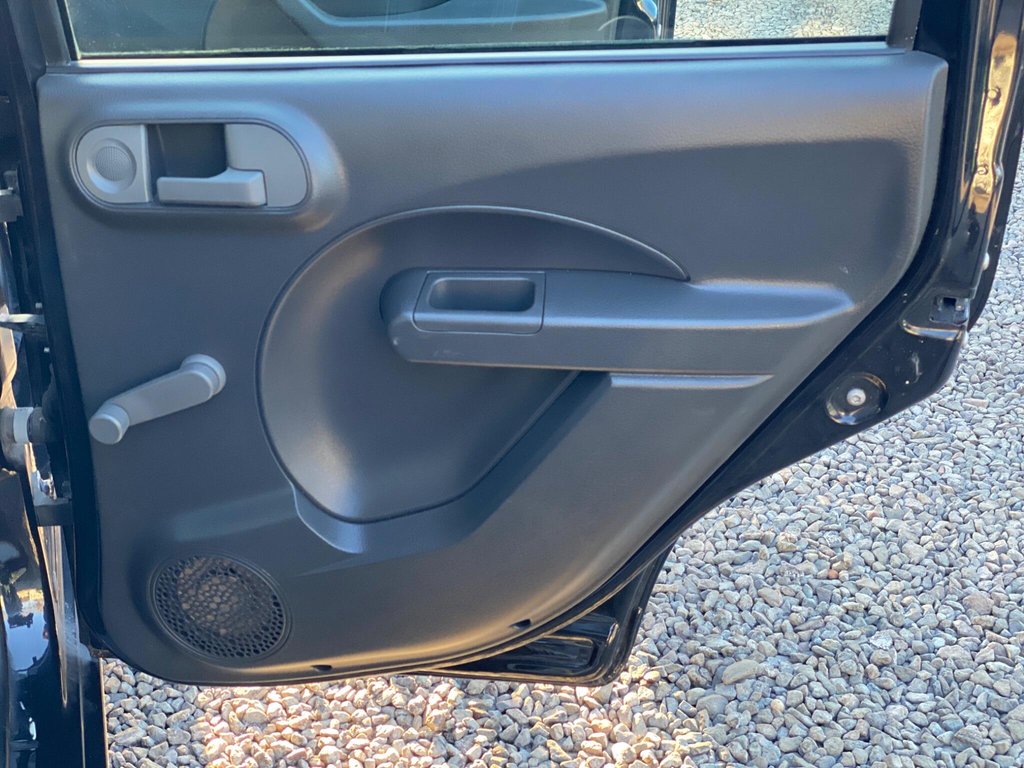 Used Fiat Panda 2011 for sale - 77719483: Photo 38