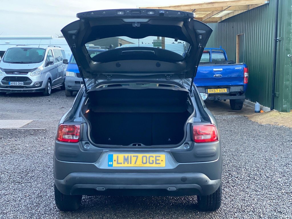 Used Citroen C4 Cactus 2017 for sale - 76962405: Photo 12