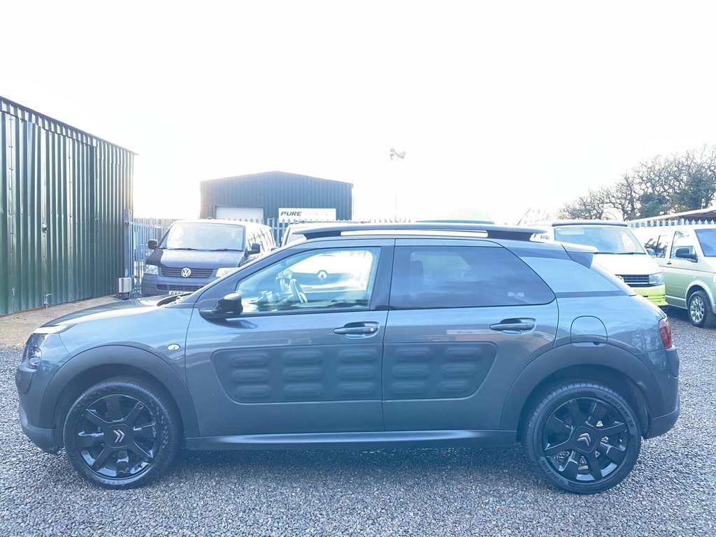 Used Citroen C4 Cactus 2017 for sale - 76962405: Photo 18