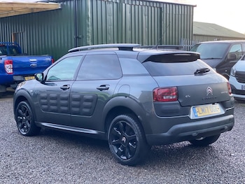 Used Citroen C4 Cactus 2017 for sale - 76962405: Photo