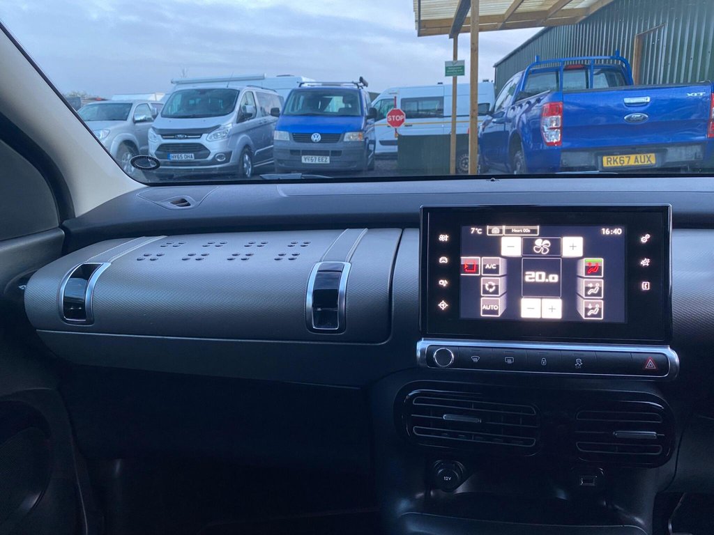 Used Citroen C4 Cactus 2017 for sale - 76962405: Photo 8