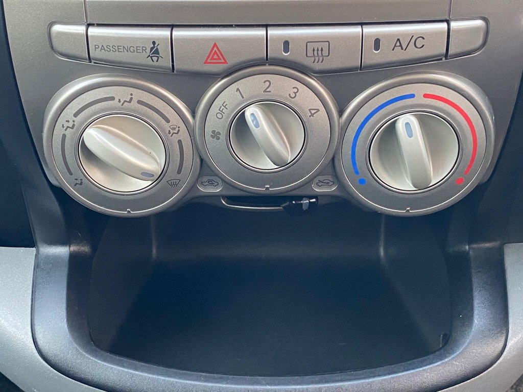 Used Daihatsu Sirion 2008 for sale - 76546496: Photo 33