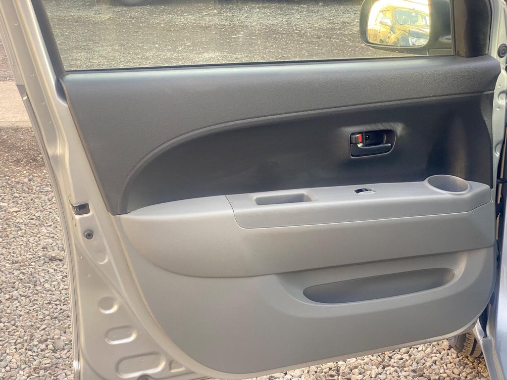 Used Daihatsu Sirion 2008 for sale - 76546496: Photo 48