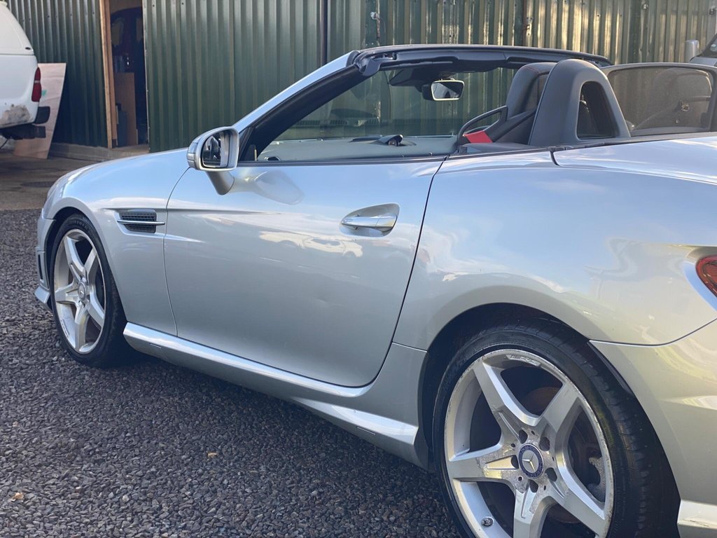 Used Mercedes-Benz SLK 2015 for sale - 77463824: Photo 26