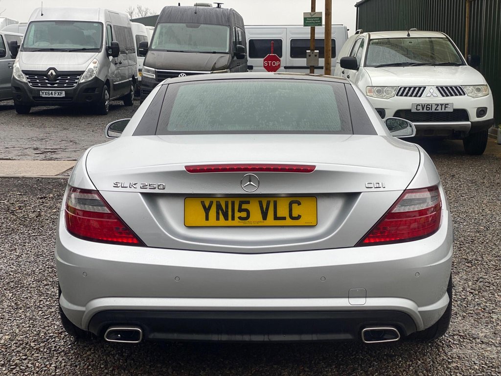 Used Mercedes-Benz SLK 2015 for sale - 77463824: Photo 3