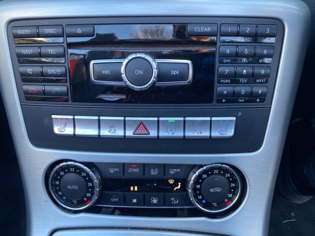 Used Mercedes-Benz SLK 2015 for sale - 77463824: Photo 31