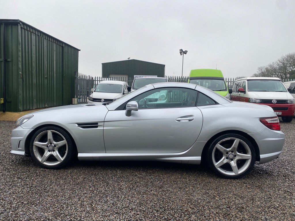 Used Mercedes-Benz SLK 2015 for sale - 77463824: Photo 4