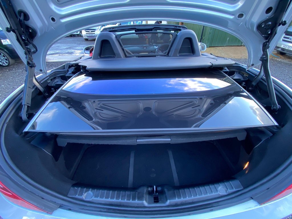 Used Mercedes-Benz SLK 2015 for sale - 77463824: Photo 43