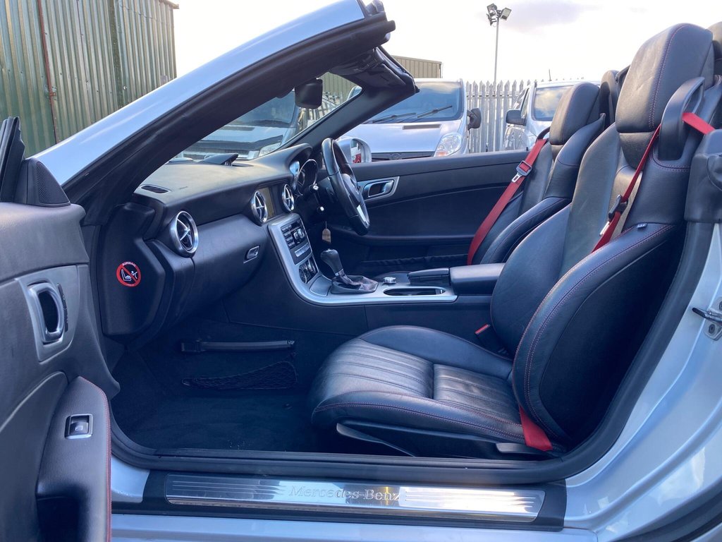Used Mercedes-Benz SLK 2015 for sale - 77463824: Photo 45