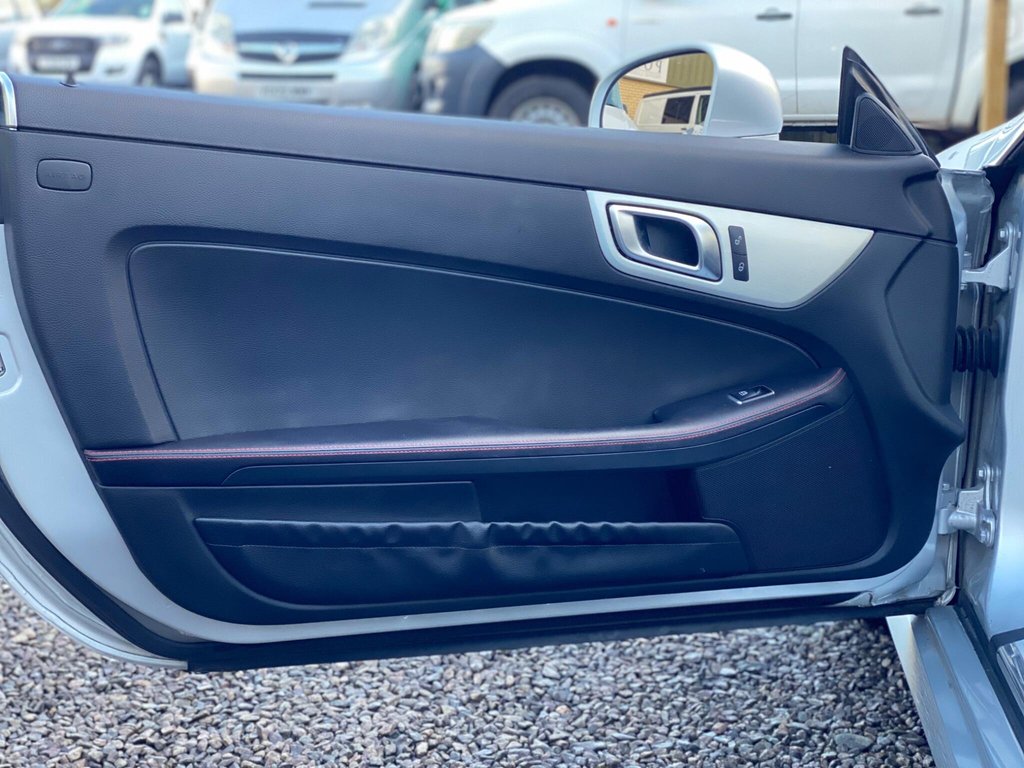 Used Mercedes-Benz SLK 2015 for sale - 77463824: Photo 47