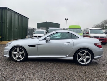 Used Mercedes-Benz SLK 2015 for sale - 77463824: Photo