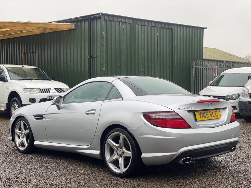 Used Mercedes-Benz SLK 2015 for sale - 77463824: Photo 5