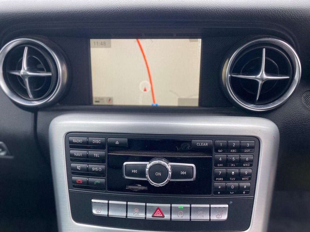 Used Mercedes-Benz SLK 2015 for sale - 77463824: Photo 9