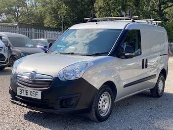Used Vauxhall Combo 2018 for sale - 75532813: Photo