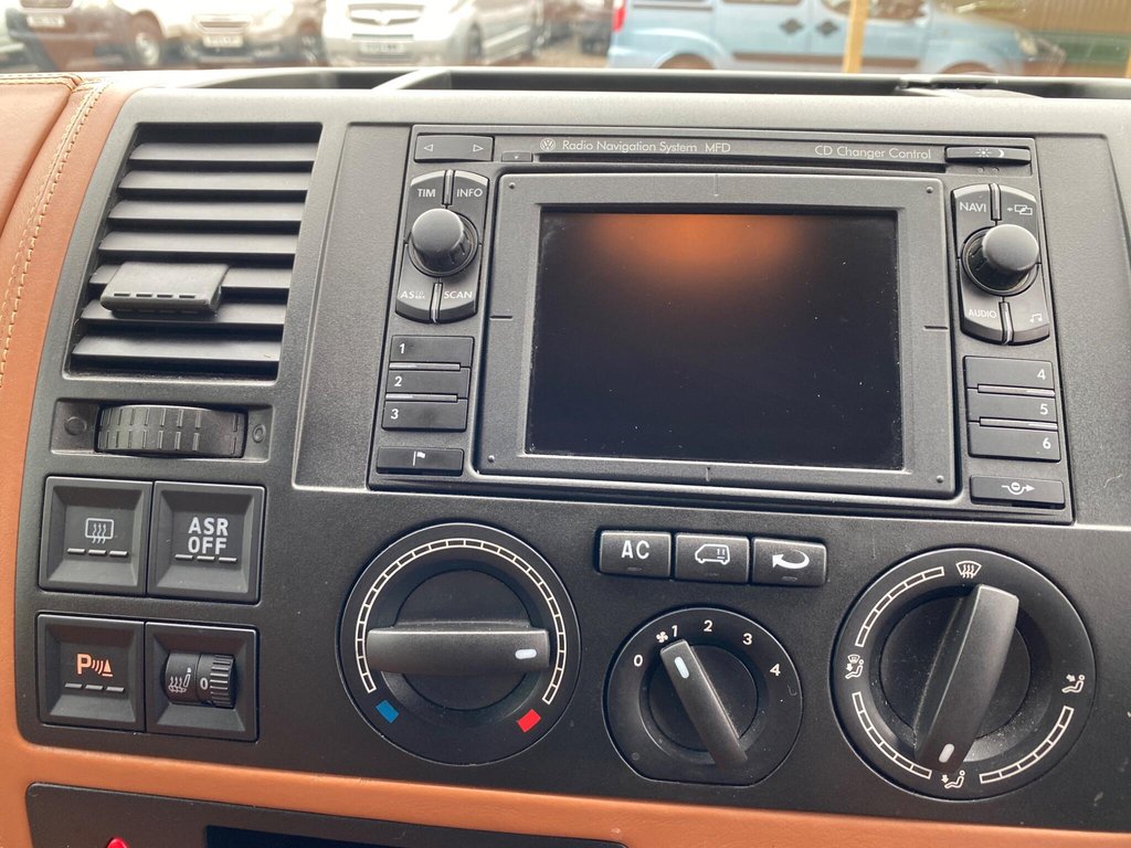 Used Volkswagen Transporter Shuttle 2009 for sale - 77631566: Photo 49